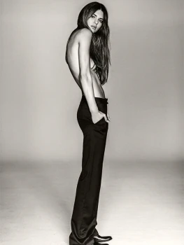 06-Kendall-Jenner-Nude-Naked(1)