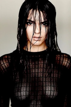 kendall_jenner_see_thru_nipples