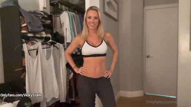 Vicky-Stark-Beach-Cover-Up-Try-On-Haul-Onlyfans-Video-Leaked-13