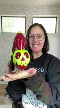 Meg-Turney-Nude-Evil-Queen-Onlyfans-Video-Leaked-9