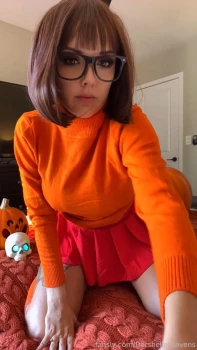 Darshelle-Stevens-Velma-Cosplay-Fansly-Video-Leaked-1