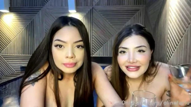 Aline-Faria-Livestream-Lesbian-Hot-Tub-Nude-Onlyfans-Video-Leaked-7