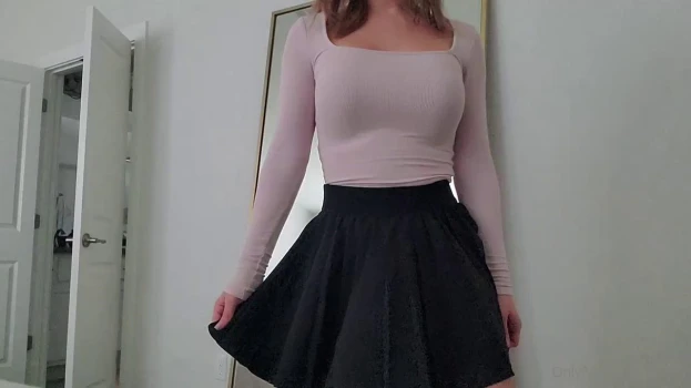 Alinity-Nude-Pre-Stream-Strip-Onlyfans-Leaked-Video-4