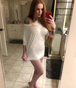 mamabeast2011-nude-photos-4-1(2)