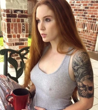 mamabeast2011-nude-photos-9-1(1)