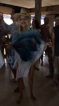 Kelly-Rohrbach-Nudes-And-Porn-Video-Leaked-30(1)