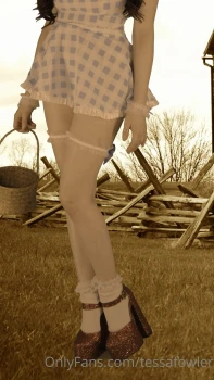 Tessa-Fowler-Oily-Dorothy-Cosplay-Onlyfans-Video-Leaked-16