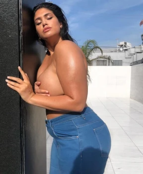 Latecia-Thomas-Instagram-Model-Nude-Video-and-Photos-39