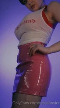 Tessa-Fowler-Oily-Boob-Massage-Onlyfans-Video-Leaked-2