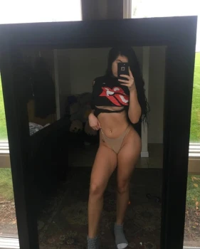 Madison-Ginley-Nude-Youtuber-Video-Leaked-135