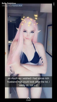 Belle-Delphine-Holiday-Fun-Premium-Snapchat-Photos-13(1)