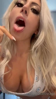 Elizabeth-Rage-Bikini-JOI-POV-Onlyfans-Video-Leaked-9
