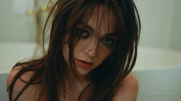 Tessa-Fowler-Nude-Bathtub-Onlyfans-Video-Leaked-11