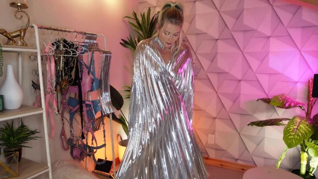 Kat-Wonders-Galactic-October-2021-Video-14