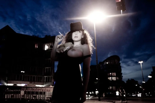 Leila-Lowfire-54-thefappeningblog.com_(2)