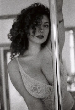 Leila-Lowfire-68-thefappeningblog.com_(1)