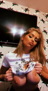 Julia-Tica-Onlyfans-Leaked-Nude-Video-14