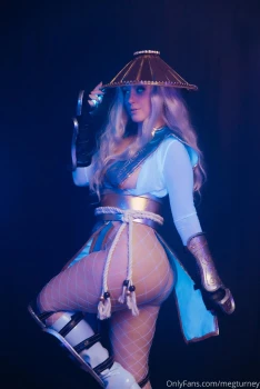 Meg-Turney-as-Lord-Raiden-Nudes-Leaked-29.jpg