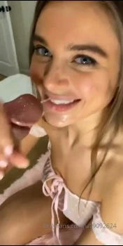 Lana-Rhoades-Porn-Blowjob-Onlyfans-Video-Leaked-4