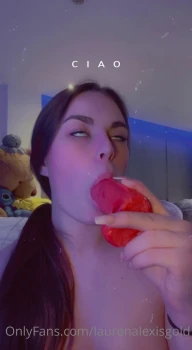 Lauren-Alexis-Deepthroat-Dildo-Candy-Onlyfans-Video-Leaked-11