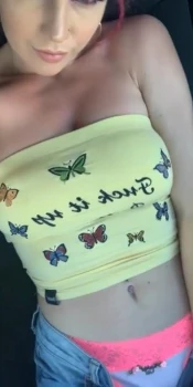 Kendra-Sunderland-Nude-Pussy-Touching-Onlyfans-Video-Leaked-3