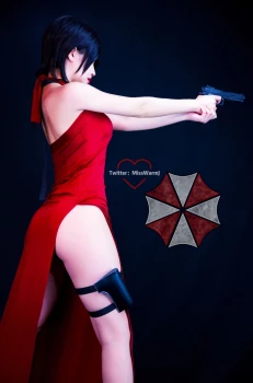 MissWarmJ-Resident-Evil-Tomb-Rider-Cosplay-Lewds-13(2)