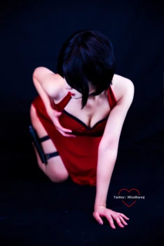MissWarmJ-Resident-Evil-Tomb-Rider-Cosplay-Lewds-18