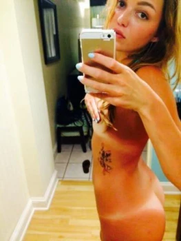 Lili-Simmons-Nude-Sex-Tape-Leaked-13