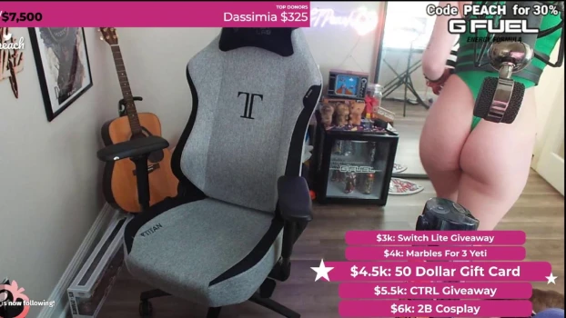 STPeach-Sexy-Bare-Ass-Deleted-Twitch-Livestream-Leaked-1