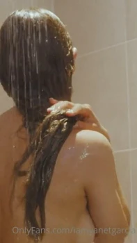 Yanet-Garcia-Nude-Shower-Video-Leaked-4