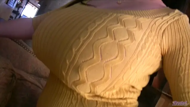 Poster: Rachel Aldana - Tight Yellow Sweater Strip