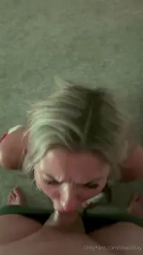 Poster: Madiiitay @madiiitay - Christmas BJ PPV