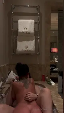 Poster: Lexi Cayla @lexicgoldberg - Bath GG POV Poster: Lexi Cayla @lexicgoldberg - Bath GG POV