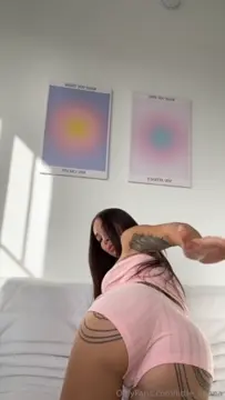 Poster: Littlelianna - Solo - OnlyFans Poster: Littlelianna - Solo - OnlyFans