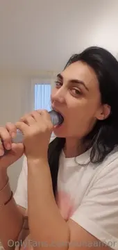 Poster: Luna Amor - Deepthroated - OnlyFans