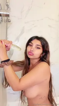 Poster: Azilia Hadid @aziliahadid - Shower Dildo Fuck Poster: Azilia Hadid @aziliahadid - Shower Dildo Fuck